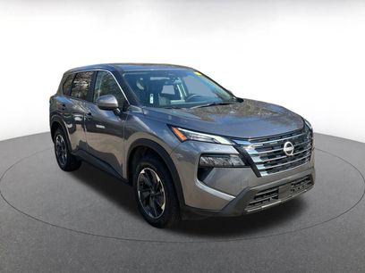 Used 2025 Nissan Rogue SV