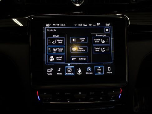 Used 2017 Maserati Quattroporte S GranLusso Q4 image 32