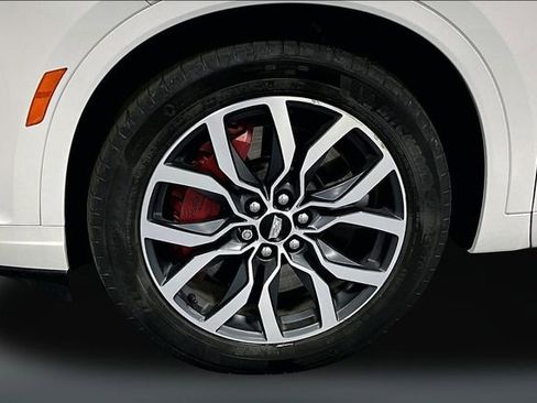 Used 2023 Cadillac XT6 Sport AWD/4WD image 31