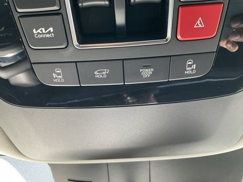 New 2026 Kia Carnival SX image 24