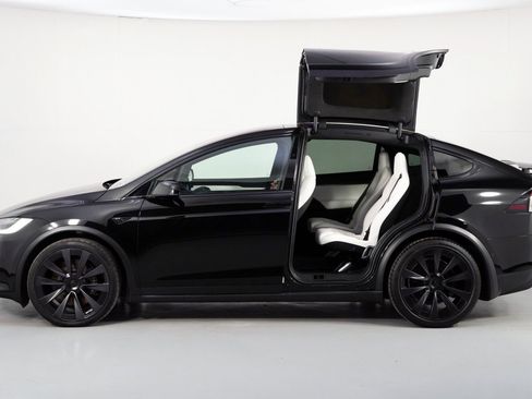 Used 2022 Tesla Model X Plaid image 47