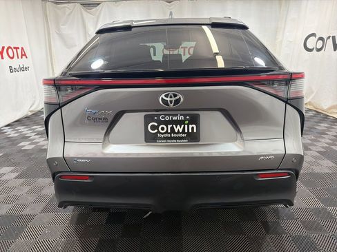 Used 2024 Toyota bZ4X XLE w/ Weather Package image 5