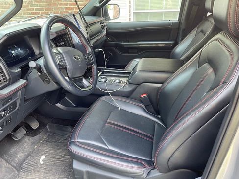 Used 2022 Ford Expedition Max Limited AWD/4WD image 4