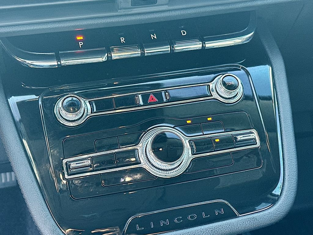 Certified 2022 Lincoln Corsair FWD image 14