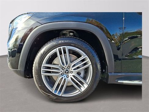 Used 2026 Mercedes-Benz GLS 450 4MATIC image 7