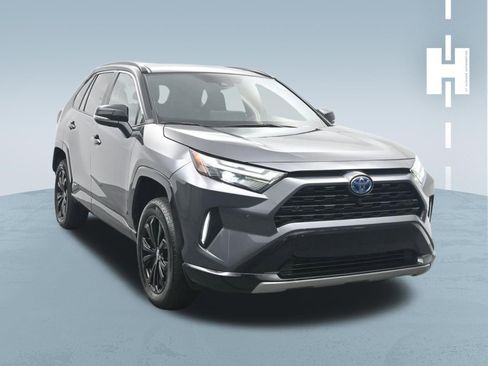 Used 2024 Toyota RAV4 XSE w/ Advanced Technology Package AWD/4WD image 3