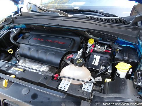 Used 2020 Jeep Renegade Sport AWD/4WD image 19