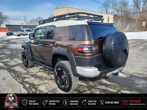 Used 2014 Toyota FJ Cruiser 4WD w/ Convenience Package image 8