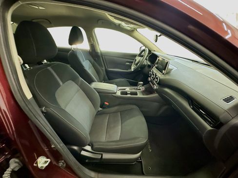 Used 2024 Nissan Sentra SV image 31