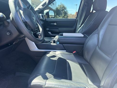 Used 2022 Toyota Tundra Platinum image 9