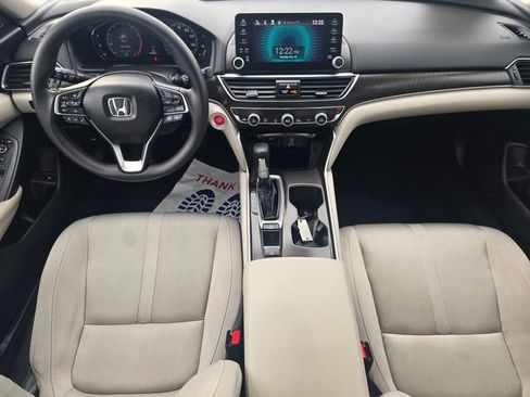 Used 2018 Honda Accord EX image 11
