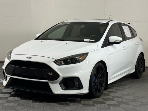 Used 2017 Ford Focus RS image 2
