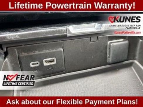 Used 2023 GMC Yukon XL Denali image 45