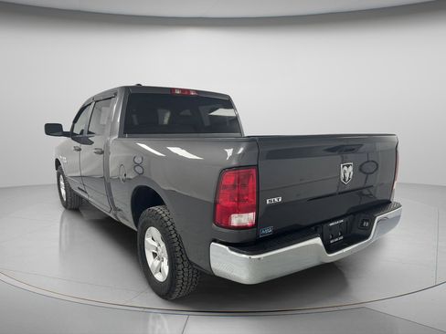 Used 2021 RAM 1500 Classic SLT RWD image 6
