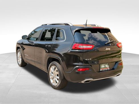 Used 2016 Jeep Cherokee Limited AWD/4WD image 9