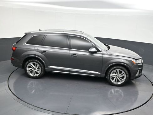 Used 2021 Audi Q7 2.0T Premium Plus w/ Premium Plus Package AWD/4WD image 15
