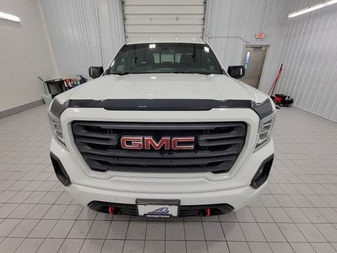 Used 2020 GMC Sierra 1500 AT4 w/ AT4 Premium Package AWD/4WD image 14