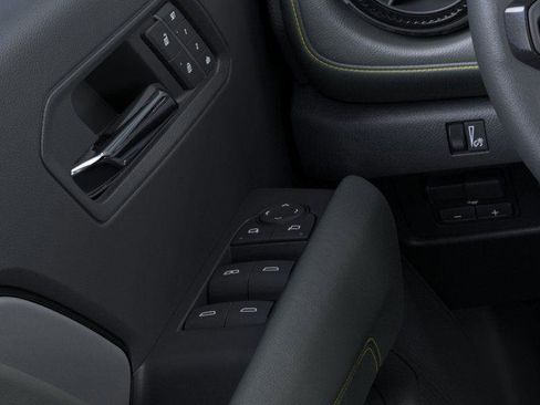 New 2026 Chevrolet Colorado ZR2 AWD/4WD image 23