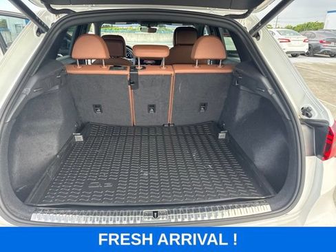 Used 2022 Audi Q3 2.0T Premium w/ Convenience Package AWD/4WD image 4