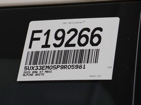 Certified 2023 BMW X7 M60i image 27