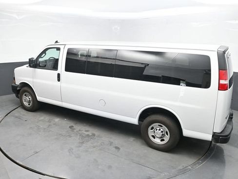 Used 2024 Chevrolet Express 3500 LS RWD image 27