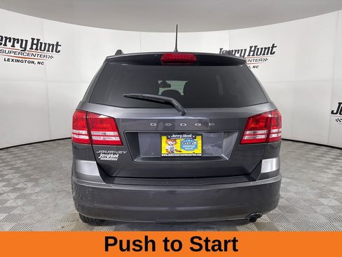 Used 2020 Dodge Journey SE w/ SE Popular Equipment Group image 7