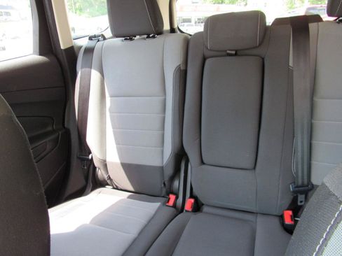 Used 2016 Ford Escape SE AWD/4WD image 8