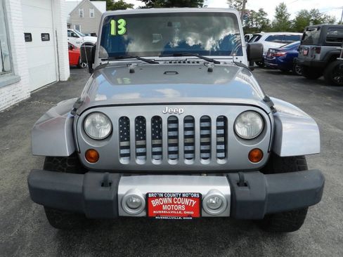Used 2013 Jeep Wrangler Unlimited Sahara w/ Connectivity Group image 4