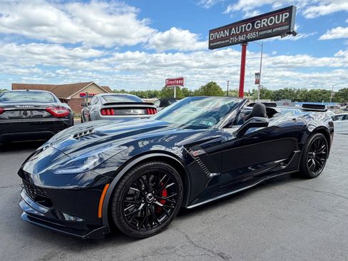 Used 2015 Chevrolet Corvette Z06 w/ 3LZ Preferred Equipment Group RWD image 4