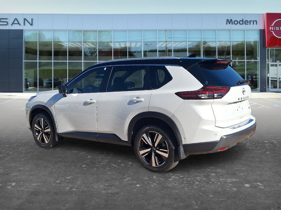 Certified 2024 Nissan Rogue SL w/ SL Premium Package FWD image 6