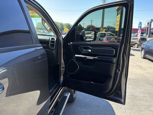 Used 2020 RAM 1500 Laramie AWD/4WD image 26