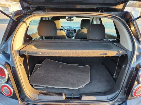 Used 2014 Chevrolet Sonic LT image 14