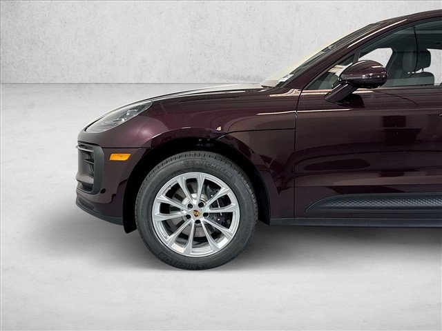 Certified 2026 Porsche Macan Turbo AWD/4WD image 29