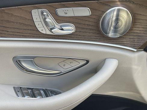 Used 2023 Mercedes-Benz E 350 Sedan image 17