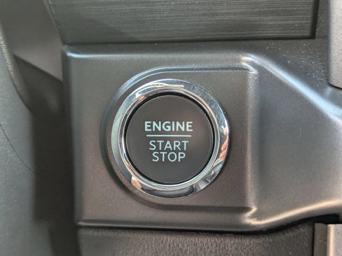 Certified 2024 Ford F150 XLT w/ Equipment Group 302A MID AWD/4WD image 38