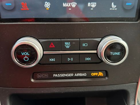 Used 2021 Ford Edge Titanium w/ Cargo Accessory Package image 26