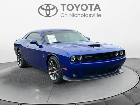 Used 2021 Dodge Challenger R/T Scat Pack w/ Driver Convenience Group RWD image 7