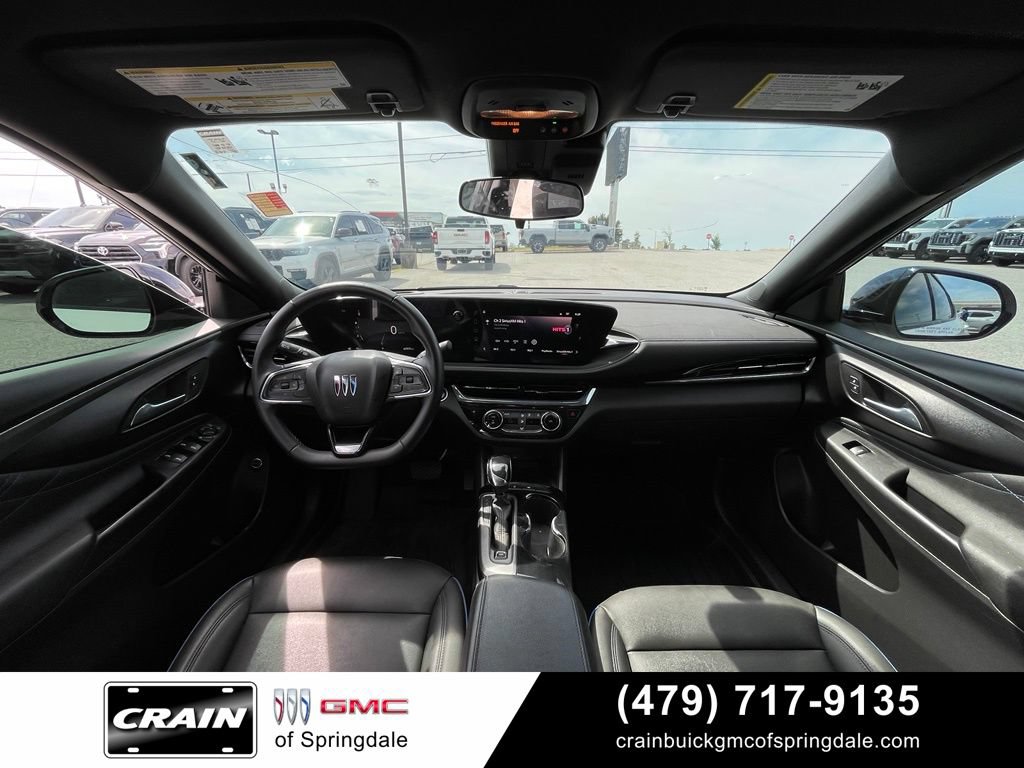 Used 2024 Buick Envista Sport Touring w/ Convenience II Package FWD image 26