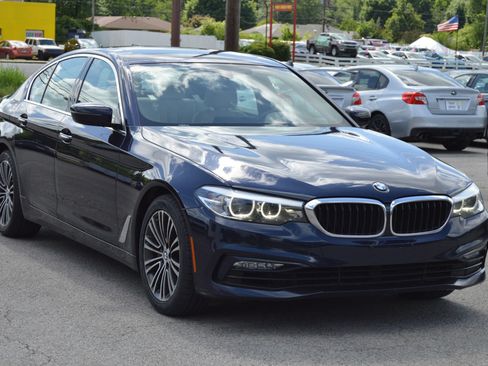 Used 2017 BMW 530i xDrive AWD/4WD image 2