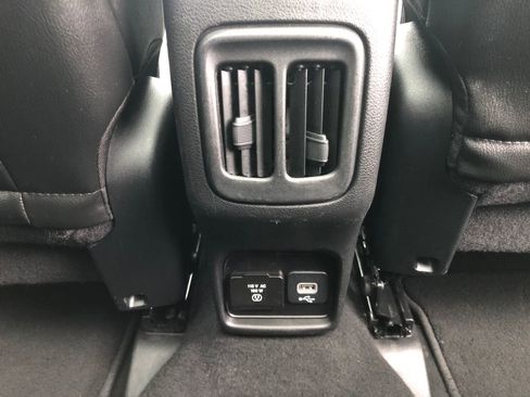 Certified 2021 Jeep Compass Limited w/ Sun and Sound Group image 28