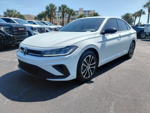 Used 2025 Volkswagen Jetta Sport FWD image 5
