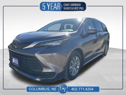 Used 2022 Toyota Sienna LE