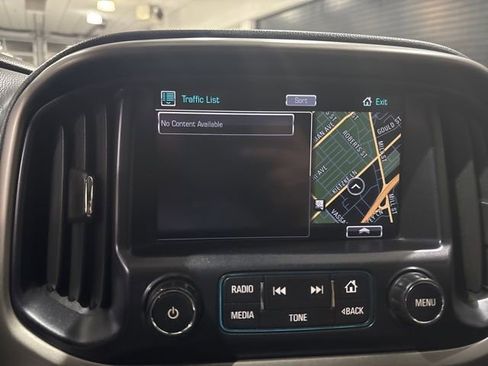 Used 2016 Chevrolet Colorado Z71 AWD/4WD image 23