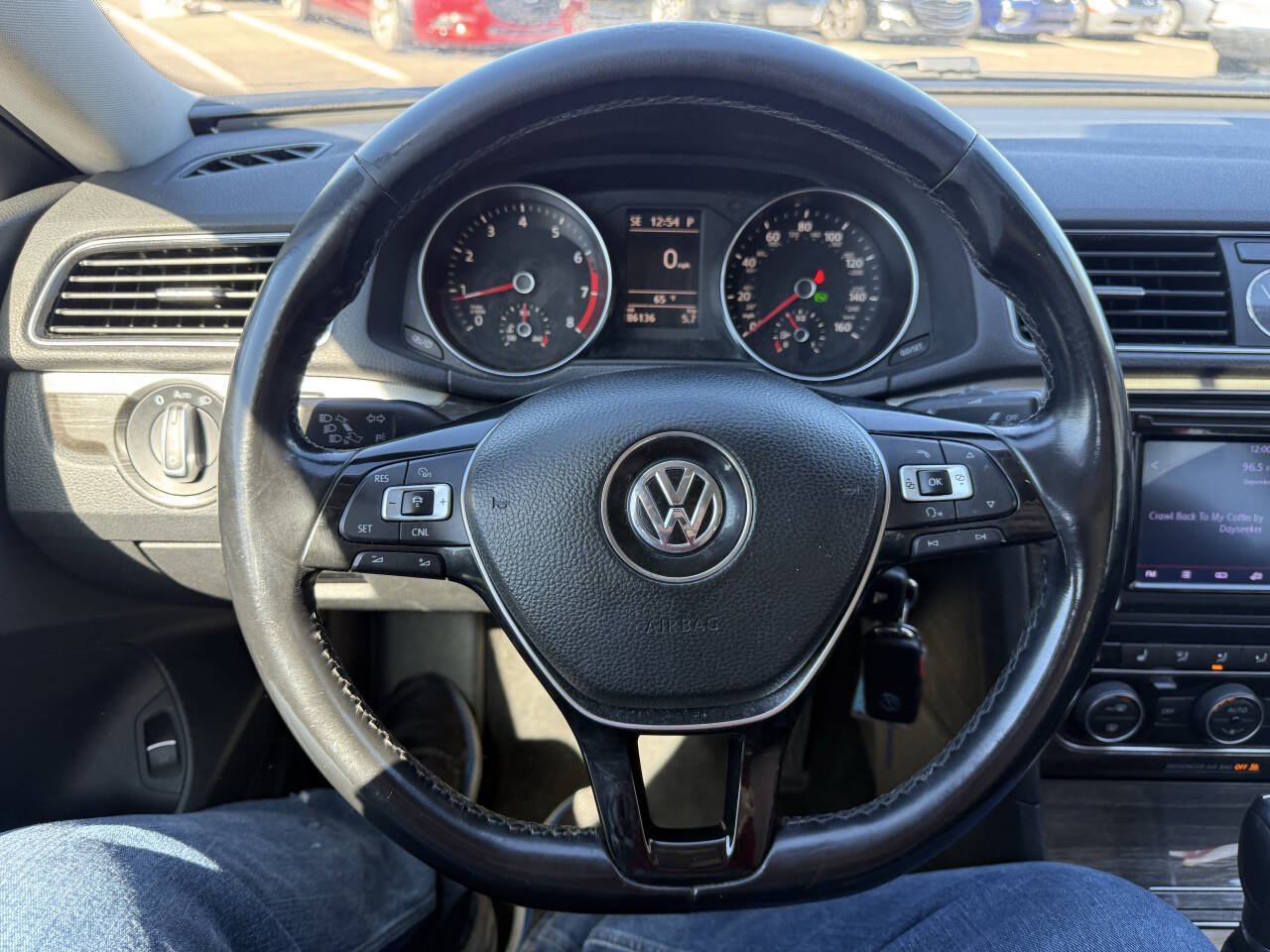 Used 2016 Volkswagen Passat 1.8T SE FWD image 23