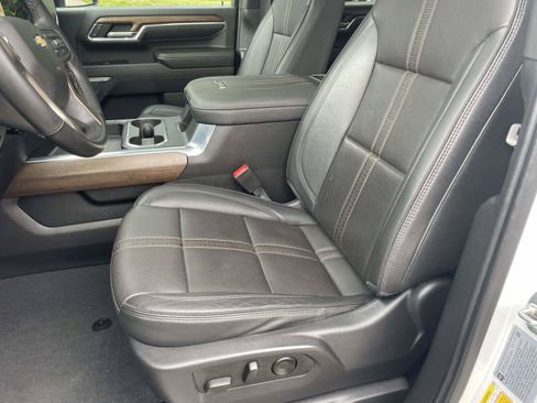 Certified 2024 Chevrolet Silverado 3500 High Country w/ High Country Premium Package AWD/4WD image 15