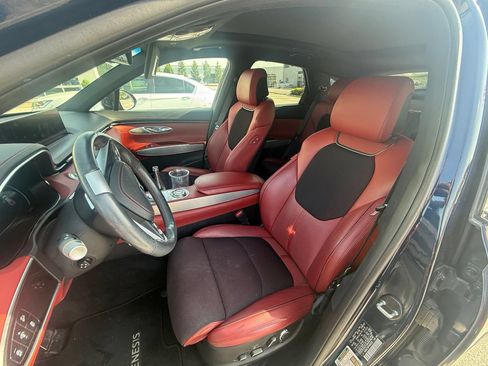 Used 2023 Genesis GV70 2.5T w/ Sport Prestige Package AWD/4WD image 11