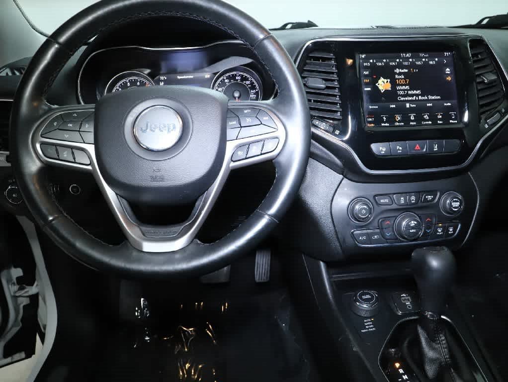Used 2019 Jeep Cherokee Limited w/ Technology Group AWD/4WD image 29