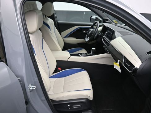 Certified 2025 Acura ADX A-Spec image 25