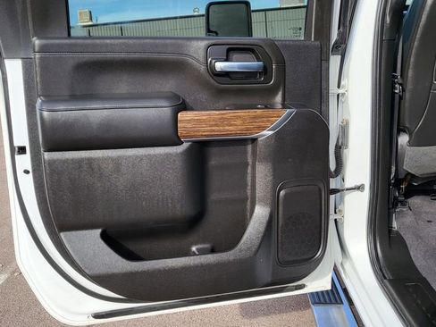 Used 2020 Chevrolet Silverado 2500 High Country w/ Z71 Off-Road Package image 19