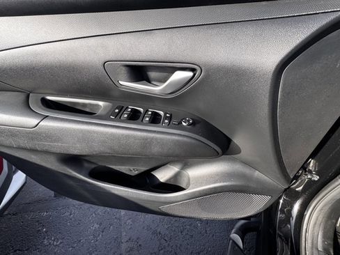 Used 2024 Hyundai Santa Cruz Night image 12